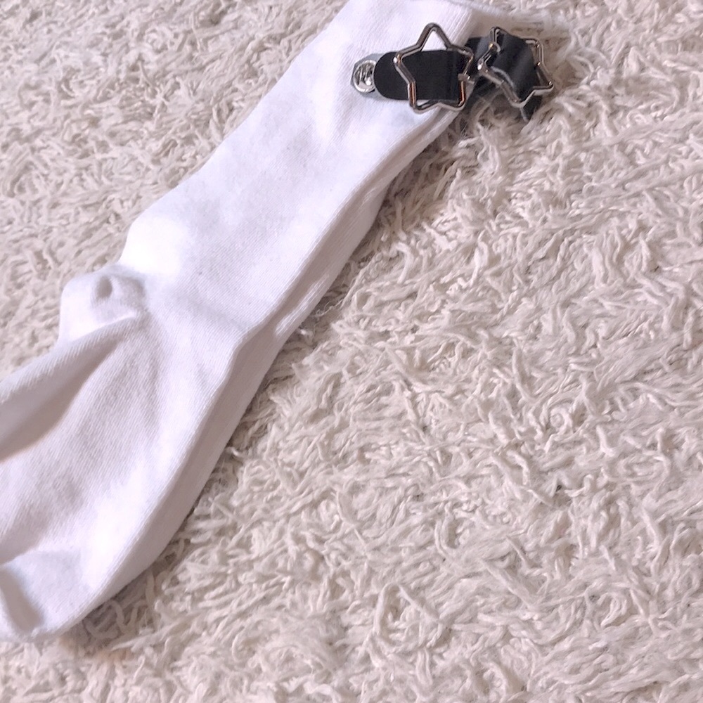 Star Buckle Cute Ankle Socks - Picture 2 of 3